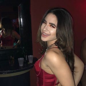 Meet your Posher, Alexandra